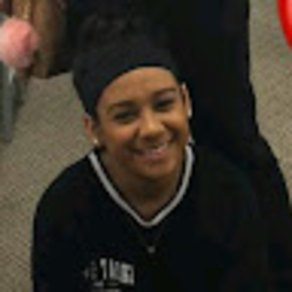 Meet your Posher, Leslie